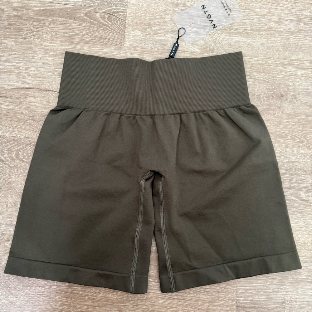 NVGTN Solid Seamless Olive Shorts - Picture 4 of 5
